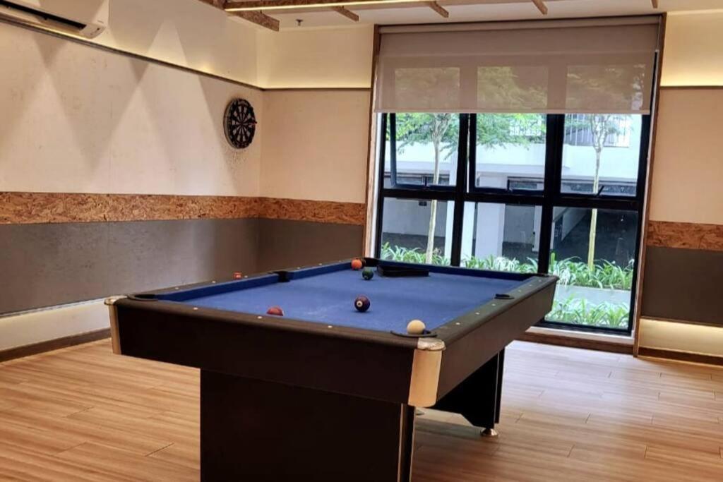 Timurbay By Irish Studio Suite Seaview Wifi Netflix Kuantan Ngoại thất bức ảnh