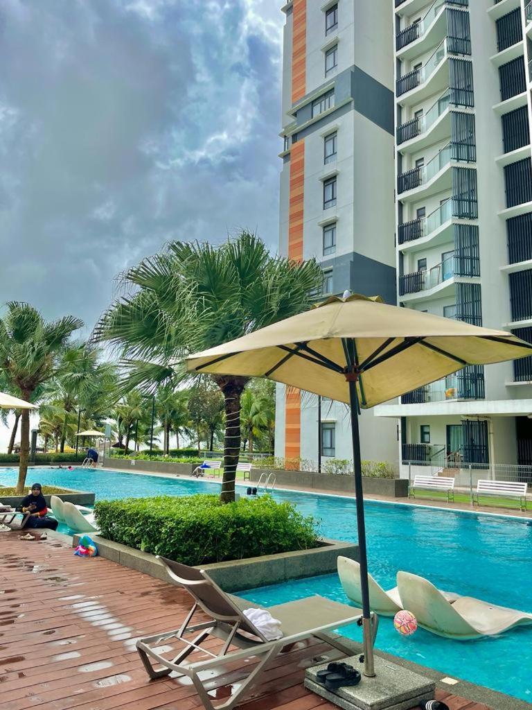 Timurbay By Irish Studio Suite Seaview Wifi Netflix Kuantan Ngoại thất bức ảnh