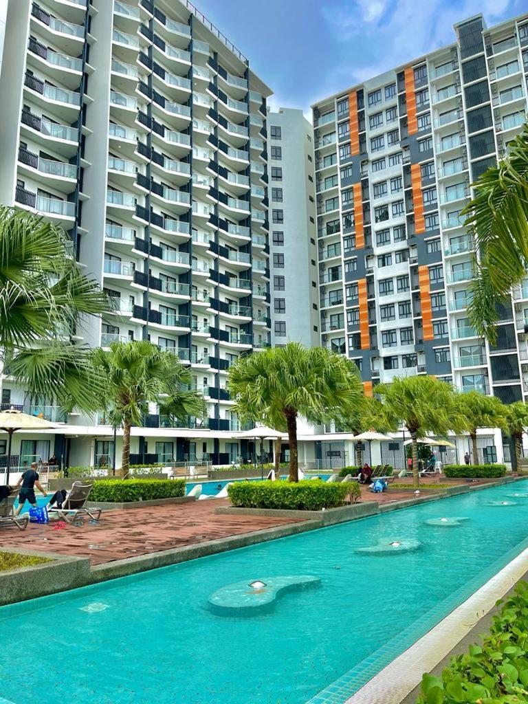 Timurbay By Irish Studio Suite Seaview Wifi Netflix Kuantan Ngoại thất bức ảnh